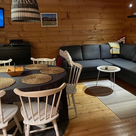 Yllaestoelli 2 A, Aekaeslompolo Villa Колари Екстериор снимка