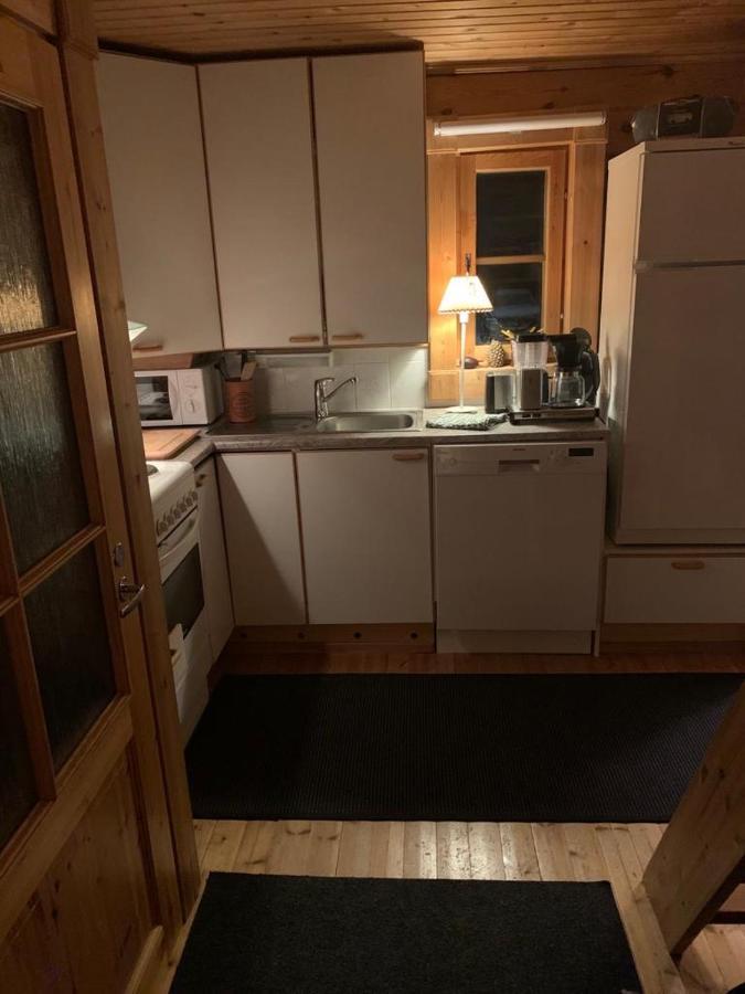 Yllaestoelli 2 A, Aekaeslompolo Villa Колари Екстериор снимка