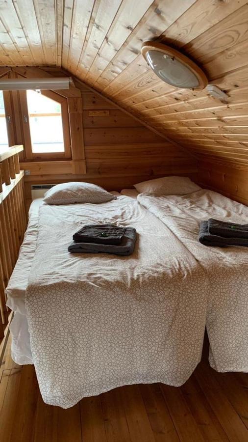 Yllaestoelli 2 A, Aekaeslompolo Villa Колари Екстериор снимка