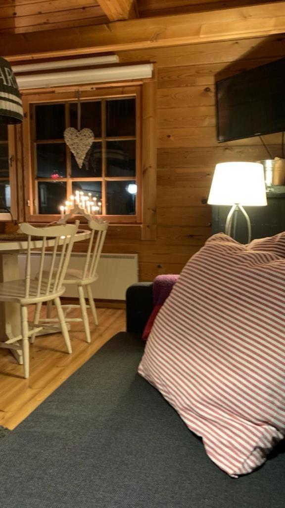 Yllaestoelli 2 A, Aekaeslompolo Villa Колари Екстериор снимка