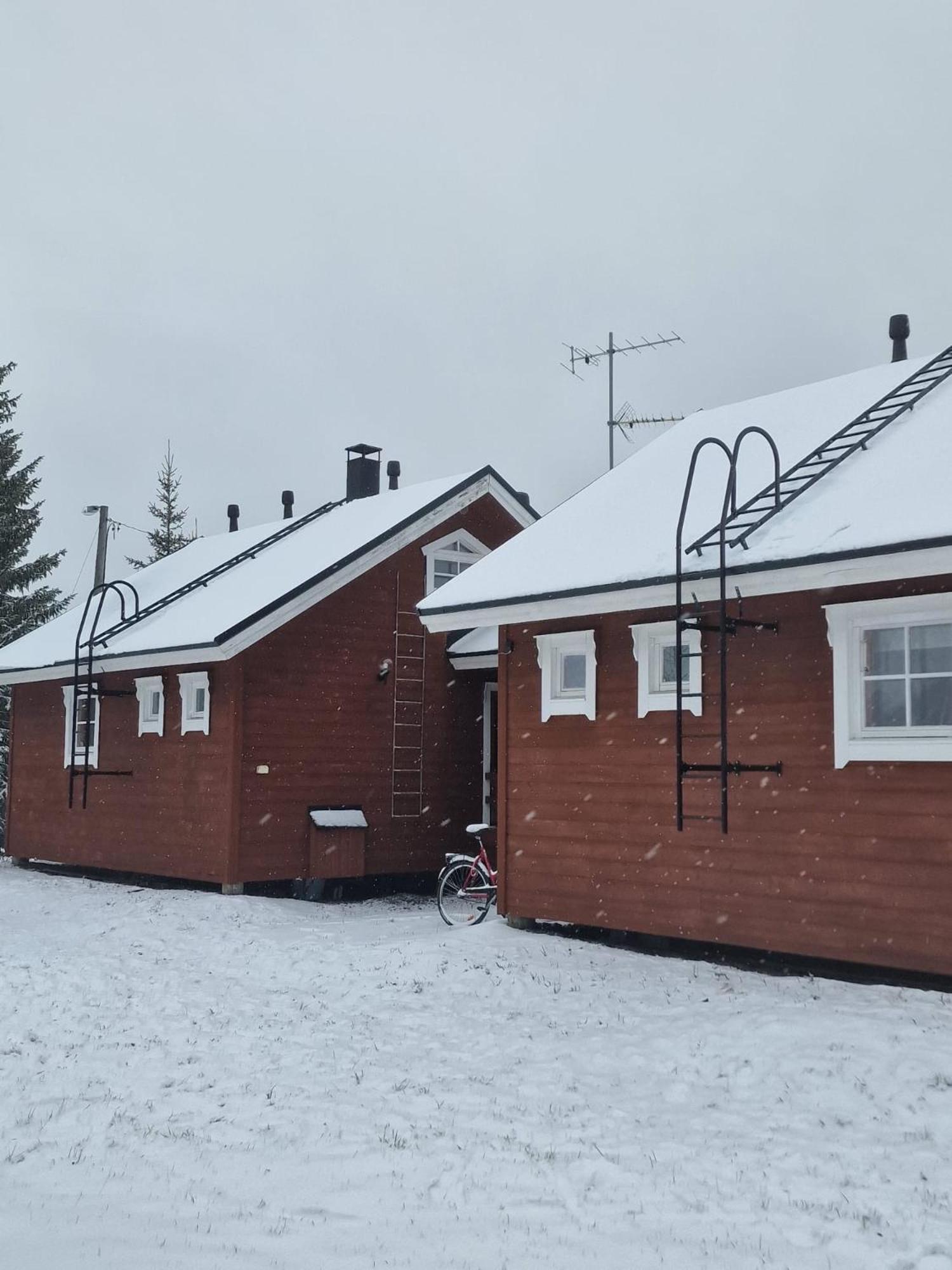 Yllaestoelli 2 A, Aekaeslompolo Villa Колари Екстериор снимка